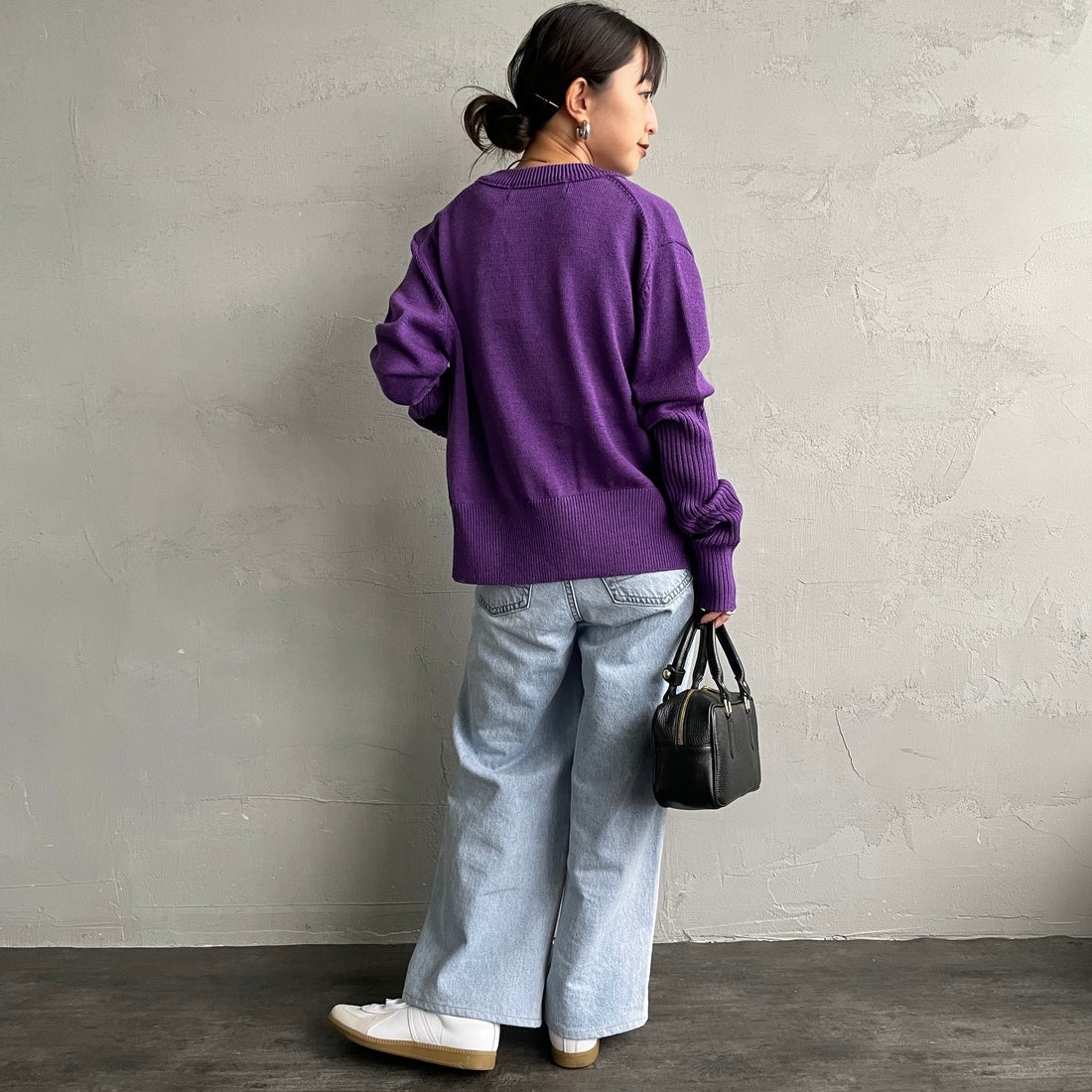 THE SHINZONE [ザ シンゾーン] ロングリブカーディガン [23AMSNI05] 94 PURPLE &&モデル身長：150cm 着用サイズ：F0&&