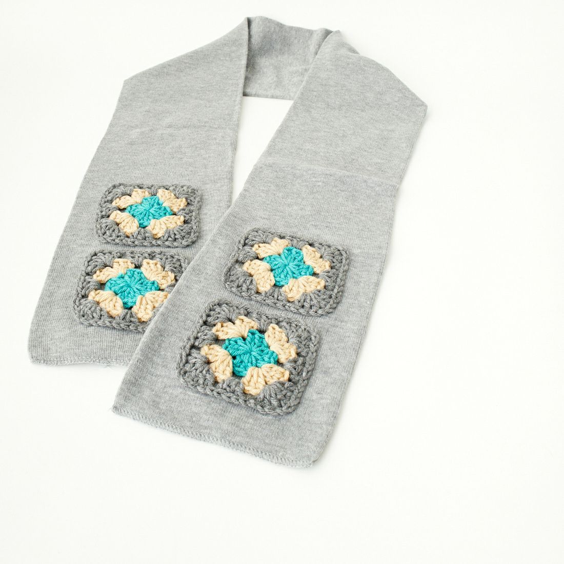 Mrs. G.B. [ミセスジービー] グラニーニットスカーフ [GRANNY-KNIT-SCARF] LIGHT GREY