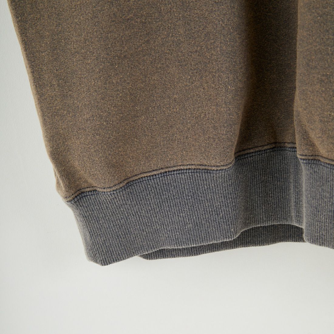 ILL ONE EIGHTY [イル ワンエイティ] サーフライダースウェットシャツ [ILL242-11] NAVY