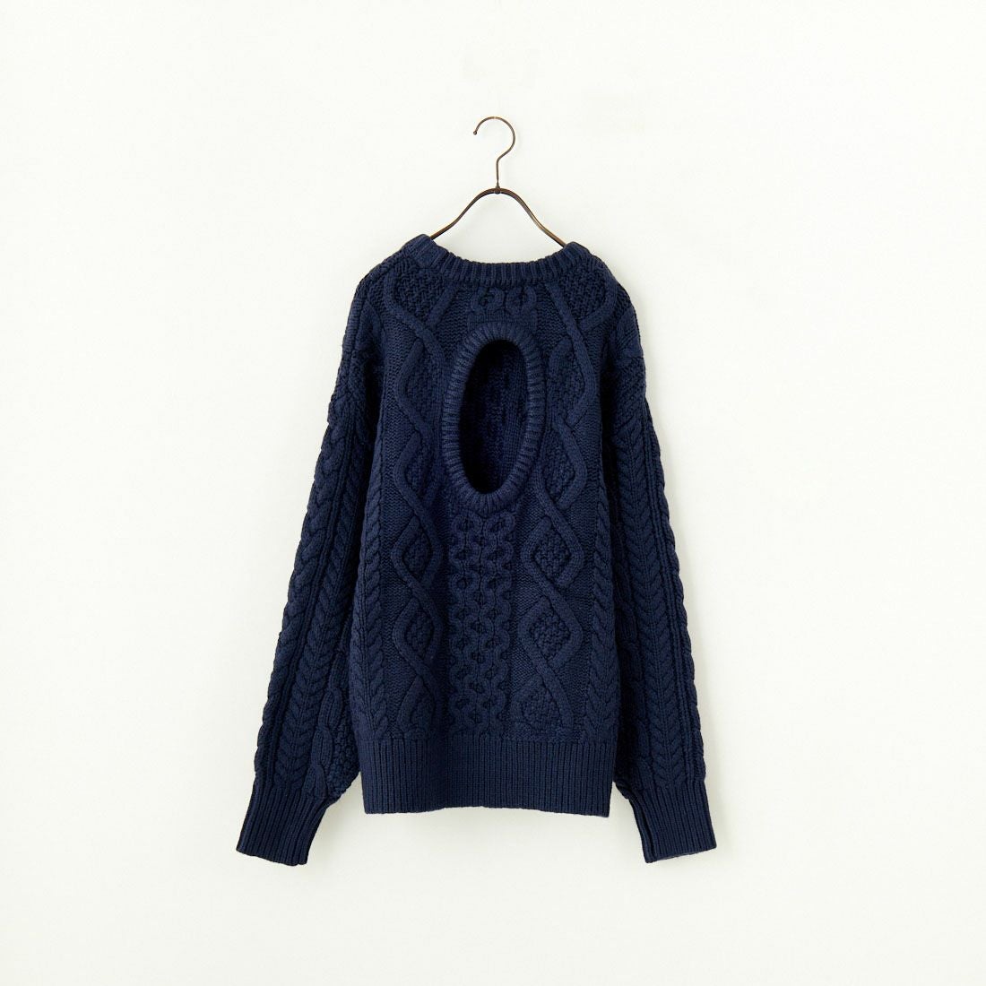 +81 BRANCA [ハチイチブランカ] ケーブル編みニットプルオーバー [81B-24AW-K05] NAVY