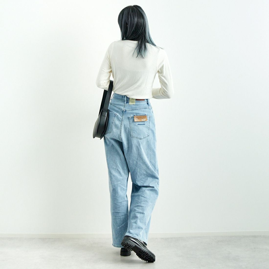 Noir Fabrik [ヌワールファブリック] ボートネックリブカットソー [JFW-C051] O.WHITE &&モデル身長：167cm 着用サイズ：1&&