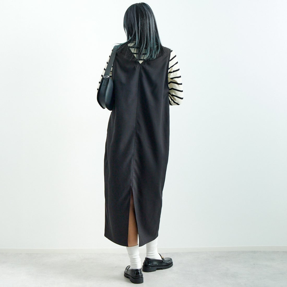Jeans Factory Clothes [ジーンズファクトリークローズ] チェックVネックワンピース [21243057] 004 ﾌﾞﾗｯｸ &&モデル身長：167cm 着用サイズ：F&&