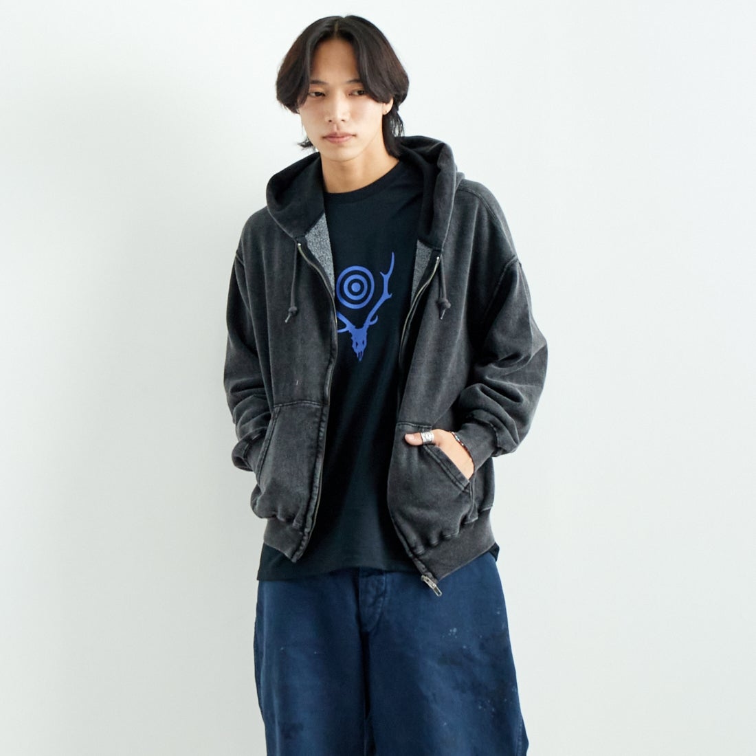 Jeans Factory Clothes [ジーンズファクトリークローズ] T/Cケミカルカコウウラケジップパーカー [2423-426IN] BLACK &&モデル身長：179cm 着用サイズ：L&&