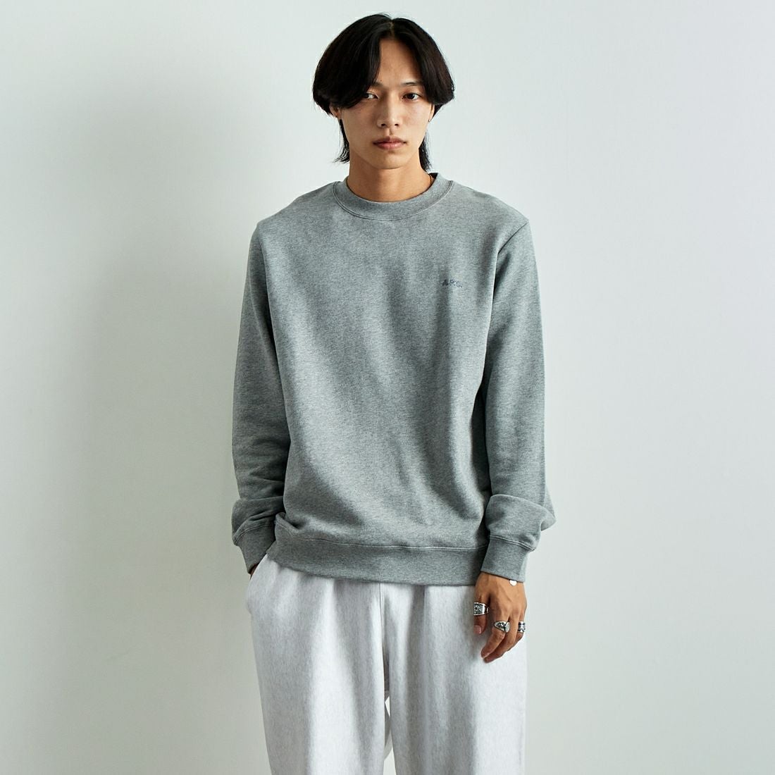 93 GRIS CH&&モデル身長：179cm 着用サイズ：M&&