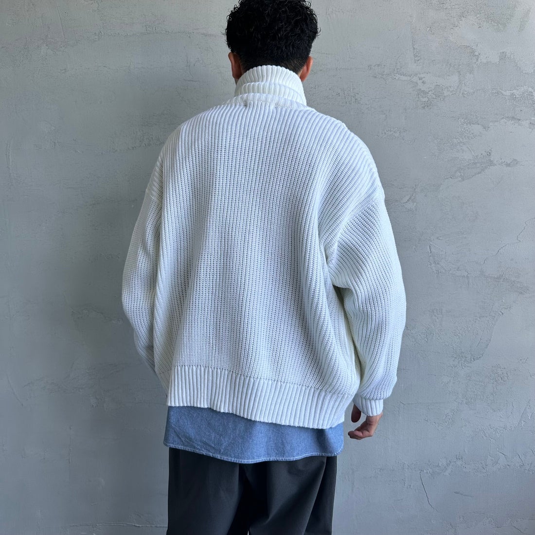 U.S.POLO ASSN. [ユーエスポロアッスン] 別注 ワンポイントロゴ刺繍 ドライバーズニットカーディガン [PLM43409IN-JF] ｵﾌﾎﾜｲﾄ&&モデル身長：168cm 着用サイズ：M&&