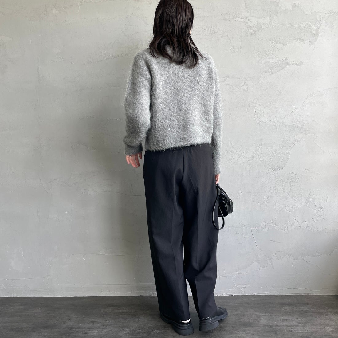 Gymphlex [ジムフレックス] クルーネック ショートカーディガン [GY-D0098SGK] TOP GREY &&モデル身長：160cm 着用サイズ：14&&
