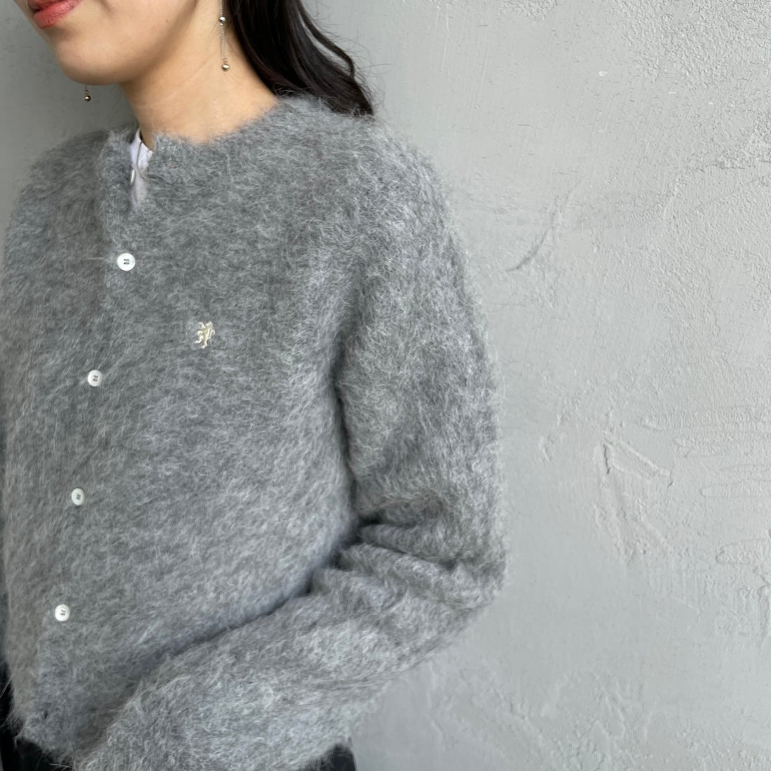 Gymphlex [ジムフレックス] クルーネック ショートカーディガン [GY-D0098SGK] TOP GREY &&モデル身長：160cm 着用サイズ：14&&