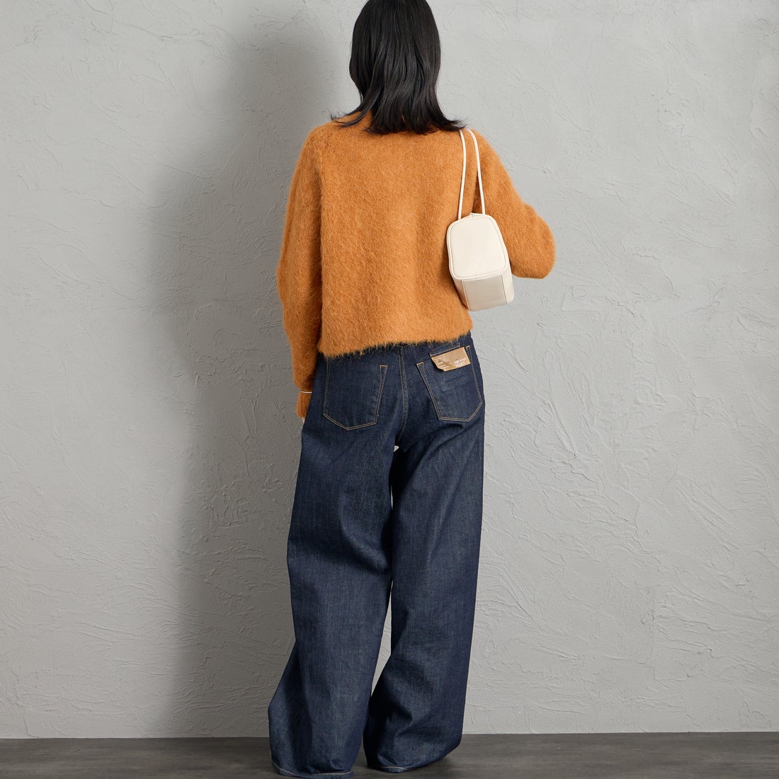 Gymphlex [ジムフレックス] クルーネック ショートカーディガン [GY-D0098SGK] ORANGE &&モデル身長：162cm 着用サイズ：14&&