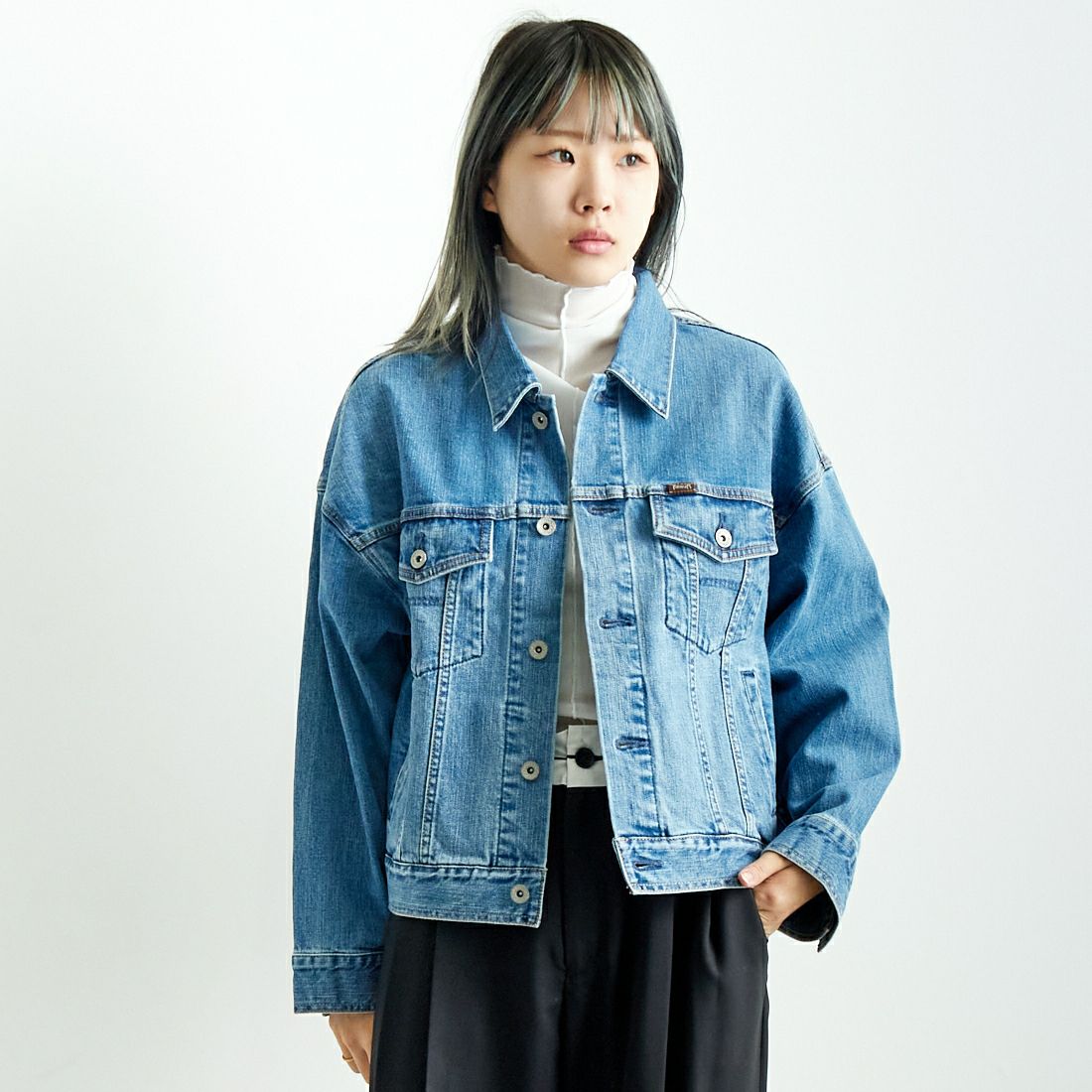 YANUK [ヤヌーク] ジーンジャケット [57143401] ULB &&モデル身長：167cm 着用サイズ：F&&