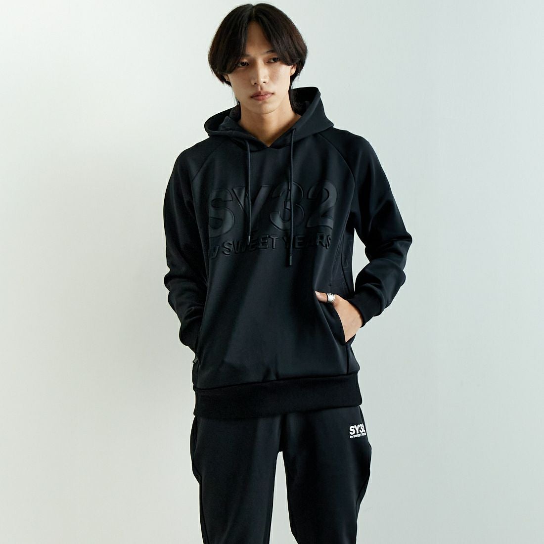 SY32 [エスワイサーティトゥ] ダブルニット プルオーバーフーディー [14506] BLACK &&モデル身長：179cm 着用サイズ：L&&