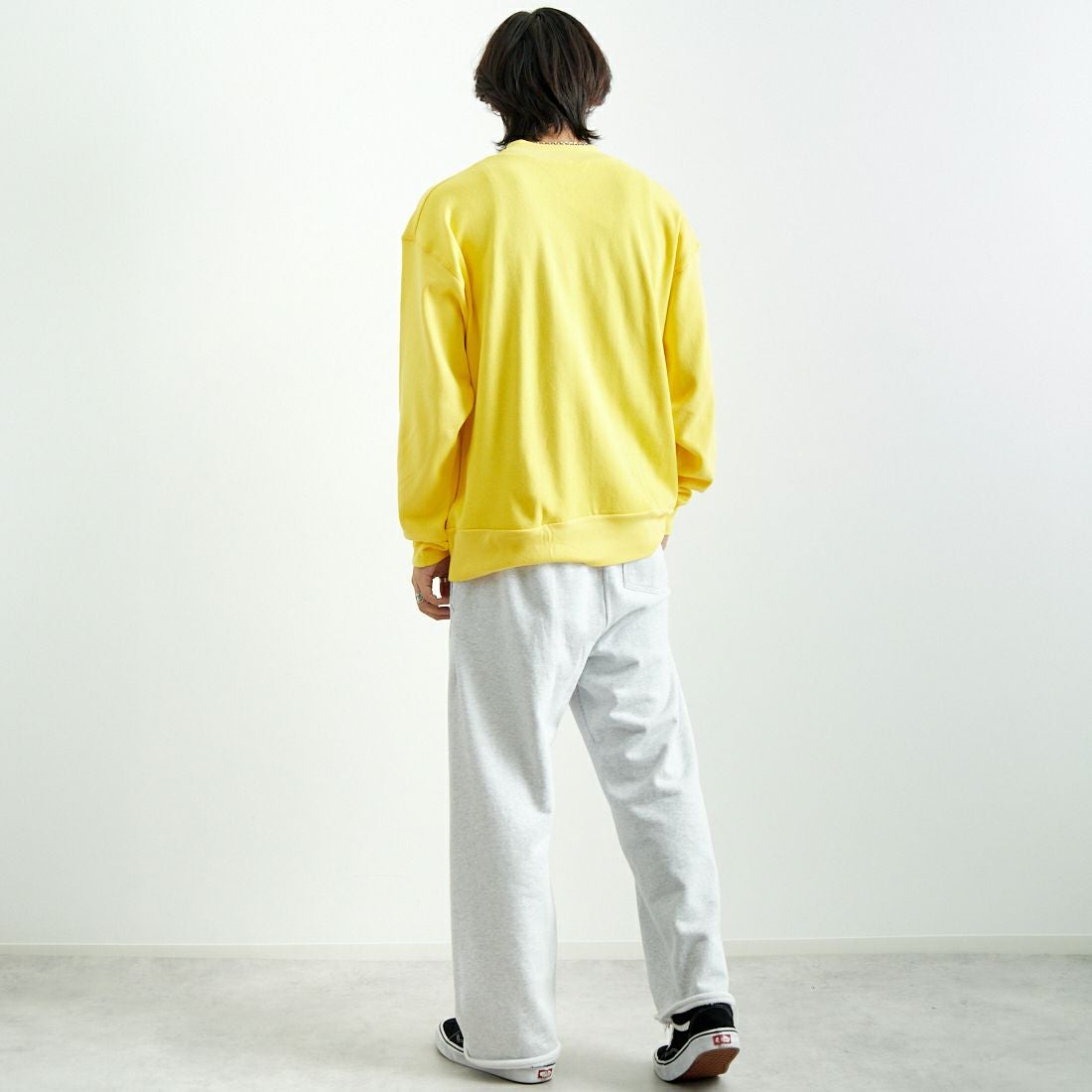 GICIPI [ジチピ] GIRAFFA ジラーファ コットンVネックミラノリブニットソープルオーバー [2407A-MODI] CAPELLA &&モデル身長：179cm 着用サイズ：5&&