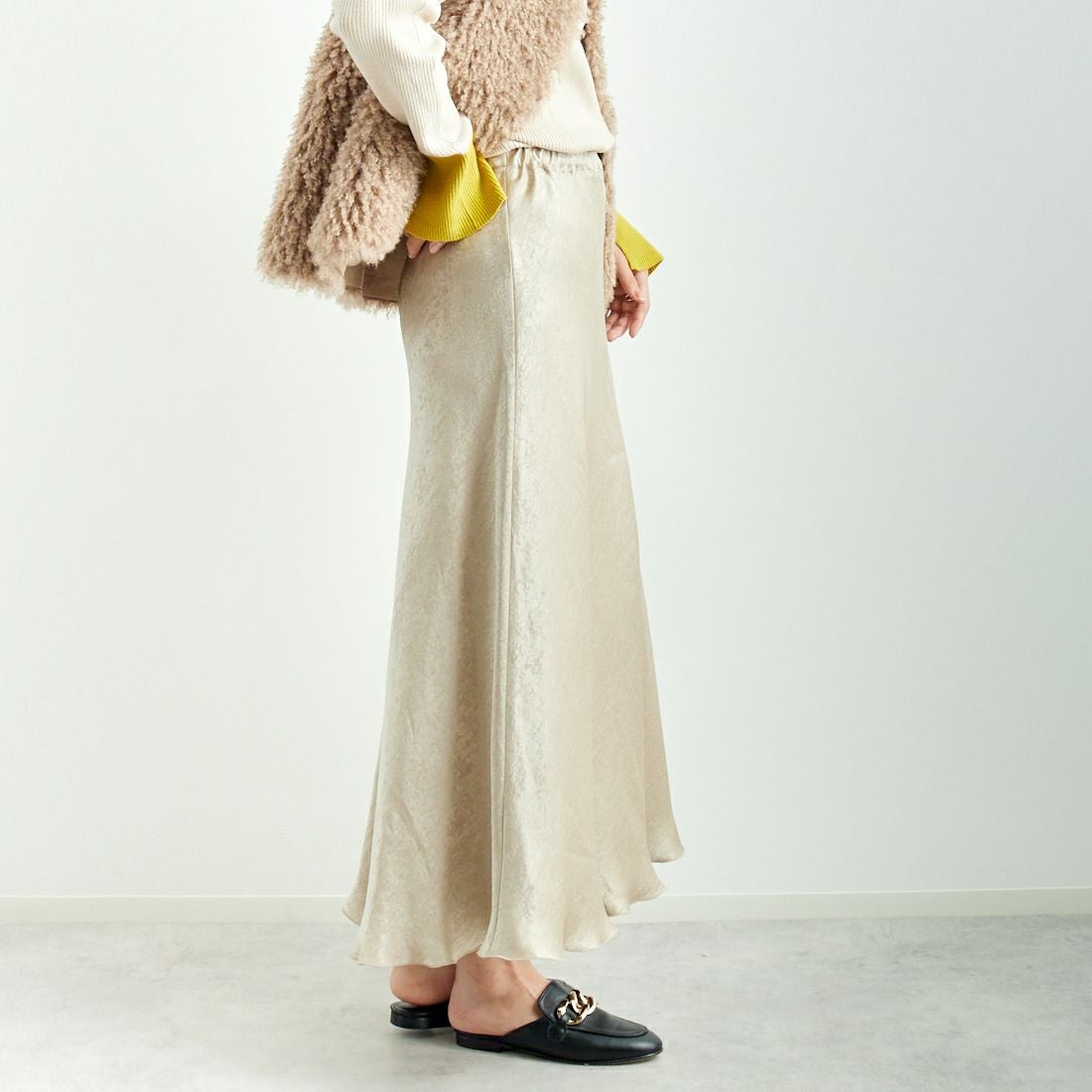 ma couleur [マ クルール] マーメイドバックテールスカート [J-4644] 810 ﾍﾞｰｼﾞｭ &&モデル身長：167cm 着用サイズ：36&&