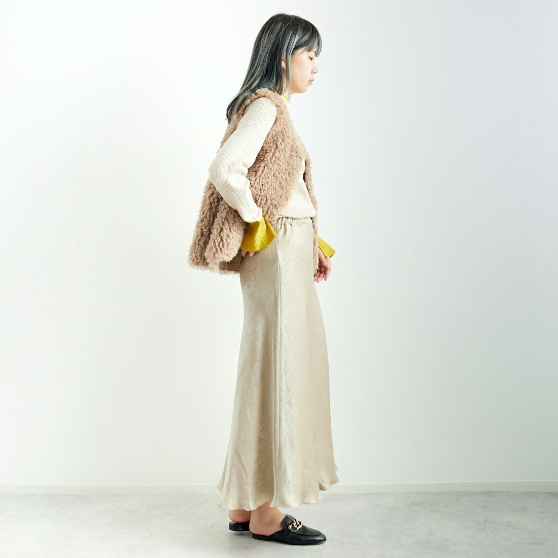 ma couleur [マ クルール] マーメイドバックテールスカート [J-4644] 810 ﾍﾞｰｼﾞｭ &&モデル身長：167cm 着用サイズ：36&&