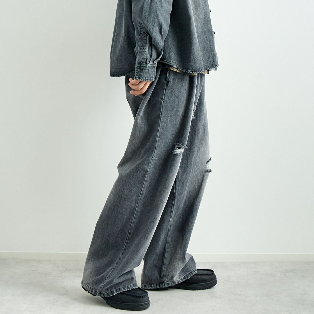 VALTA [ヴァルタ] 別注 ハカマパンツ [VA24AW3039-JF] 710 BLACK &&モデル身長：179cm 着用サイズ：M&&