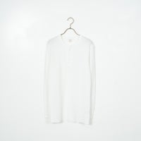 01 WHITE