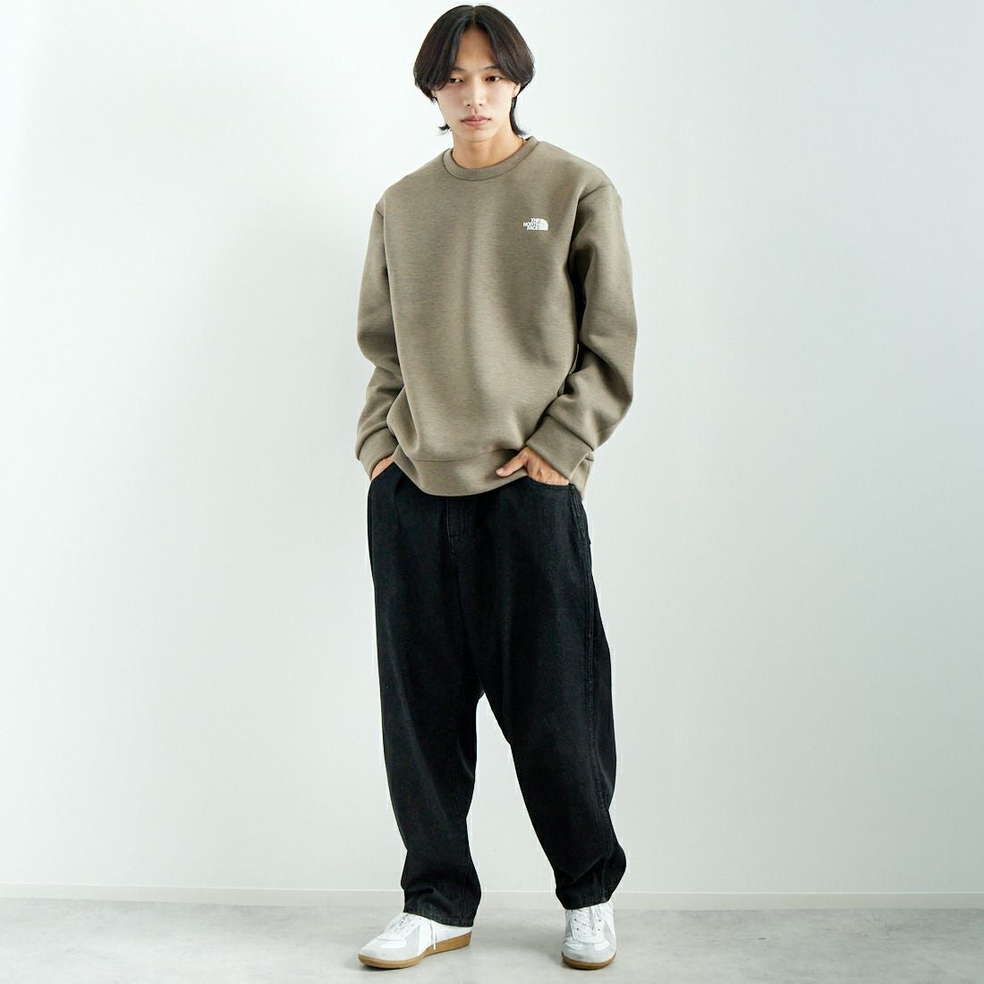 THE NORTH FACE [ザ ノースフェイス] テックエアースウェットクルー [NT62486] CR &&モデル身長：179cm 着用サイズ：XL&&
