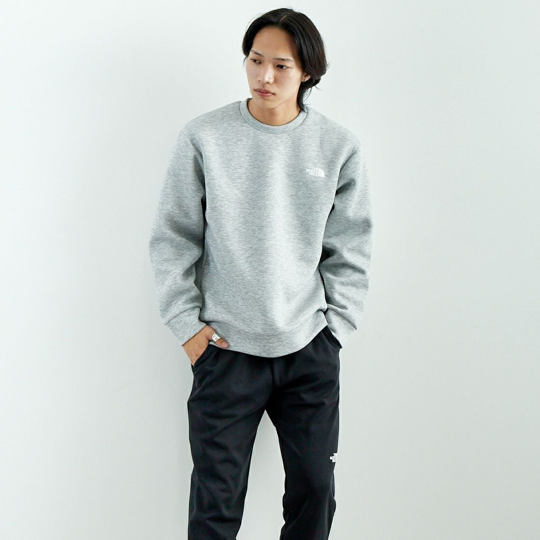 THE NORTH FACE [ザ ノースフェイス] テックエアースウェットクルー [NT62486] Z &&モデル身長：179cm 着用サイズ：L&&