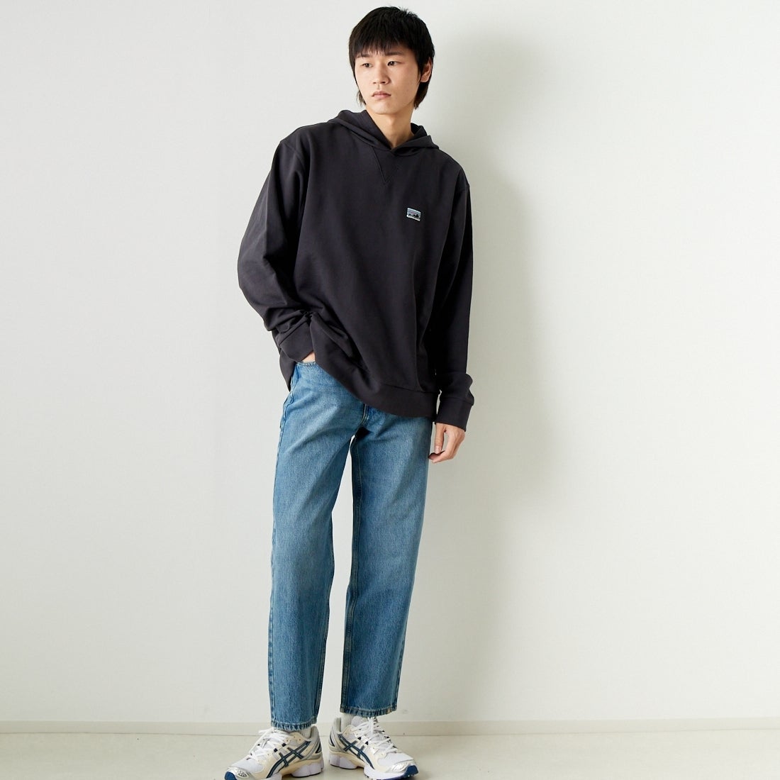 patagonia [パタゴニア] デイリー フーディスウェットシャツ [22770] INBK &&モデル身長：182cm 着用サイズ：L&&