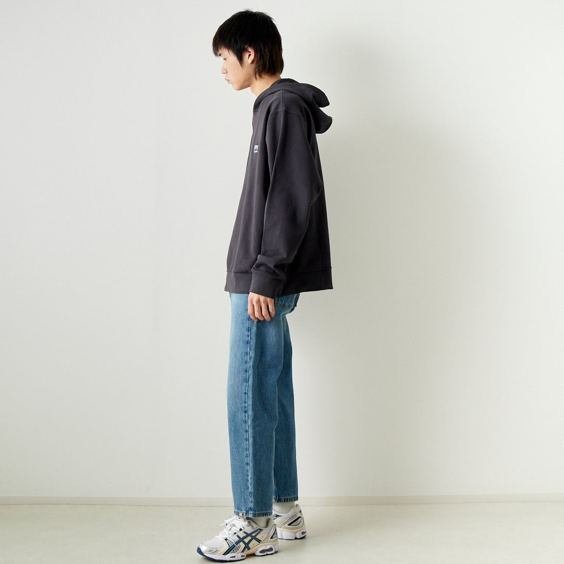 patagonia [パタゴニア] デイリー フーディスウェットシャツ [22770] INBK &&モデル身長：182cm 着用サイズ：L&&