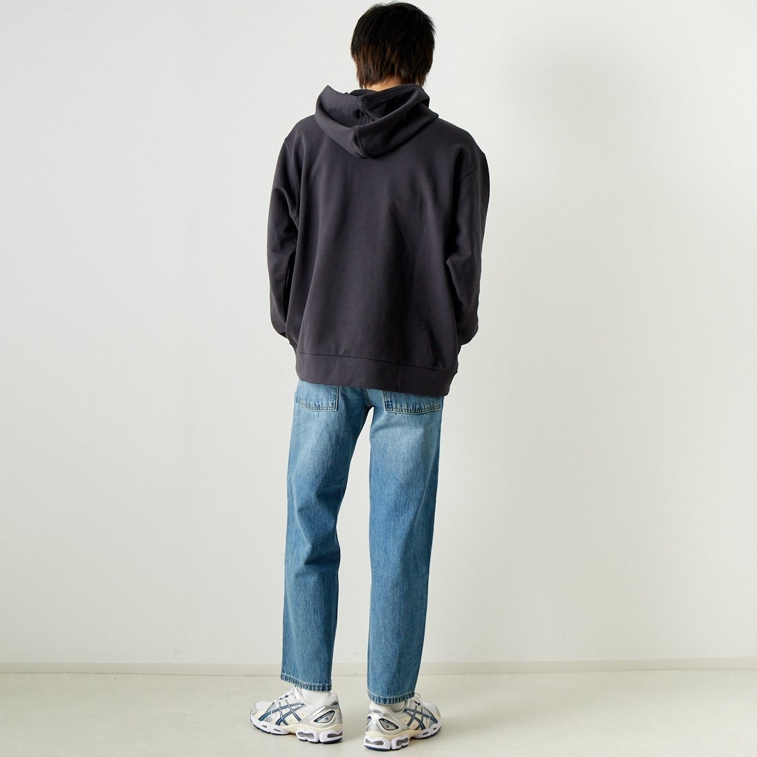 patagonia [パタゴニア] デイリー フーディスウェットシャツ [22770] INBK &&モデル身長：182cm 着用サイズ：L&&