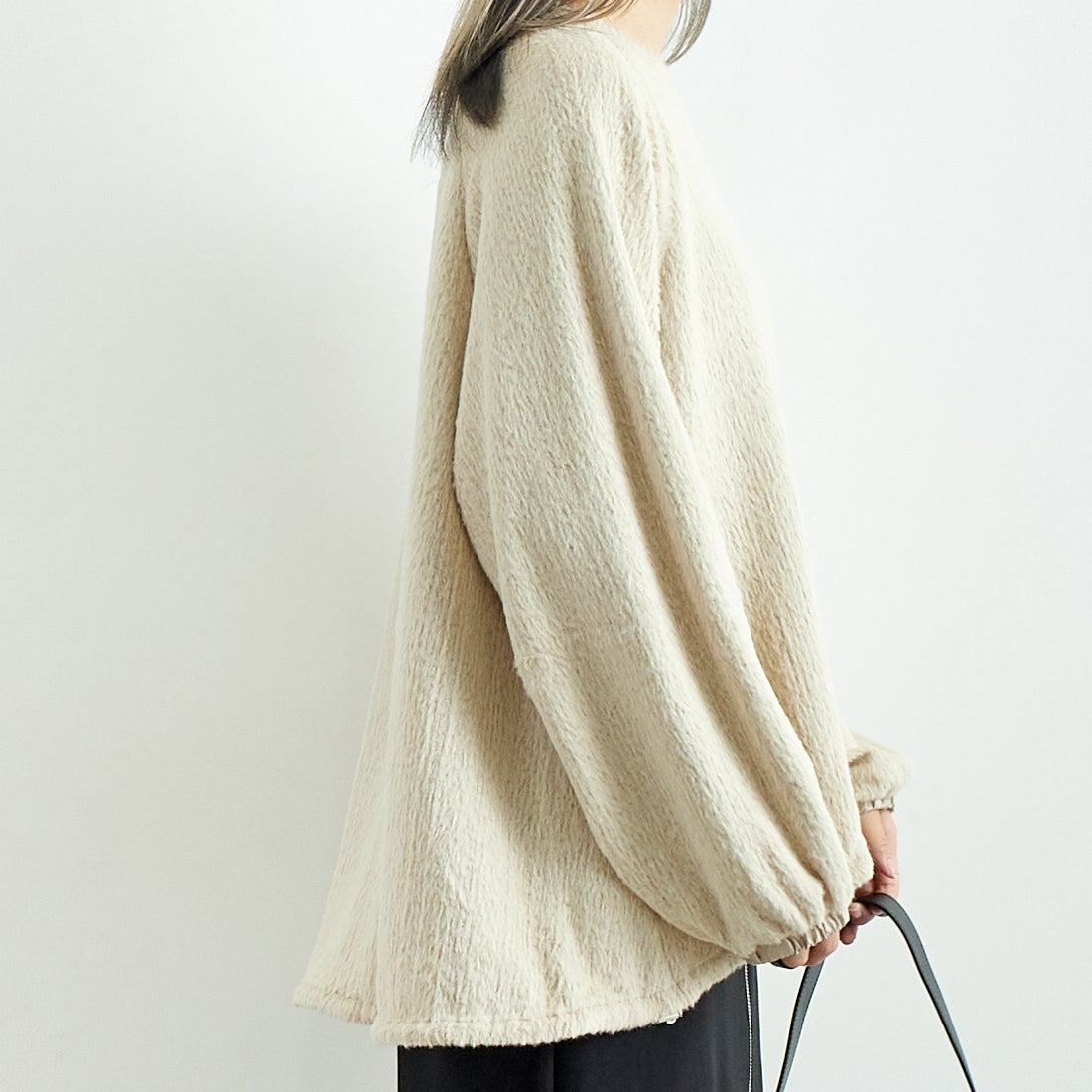 CHIGNON [シニヨン] シャギーニットソープルオーバー [8645-290MK] L.BEIGE