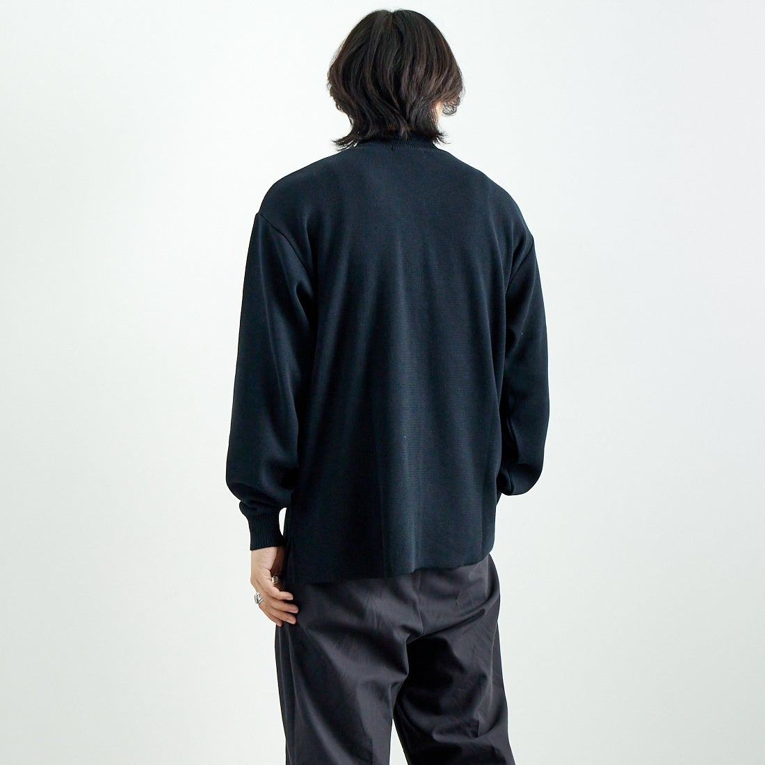 Noir Fabrik [ヌワールファブリック] ミラノリブモックネックニット [NF-244-068] BLK &&モデル身長：179cm 着用サイズ：L&&