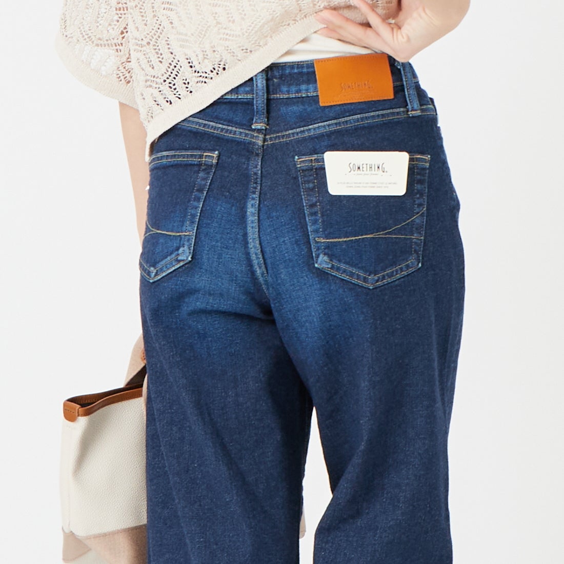 SOMETHING [サムシング] LISA ワイドデニムパンツ [SEA58] 126 D.USED &&モデル身長：162cm 着用サイズ：S&&