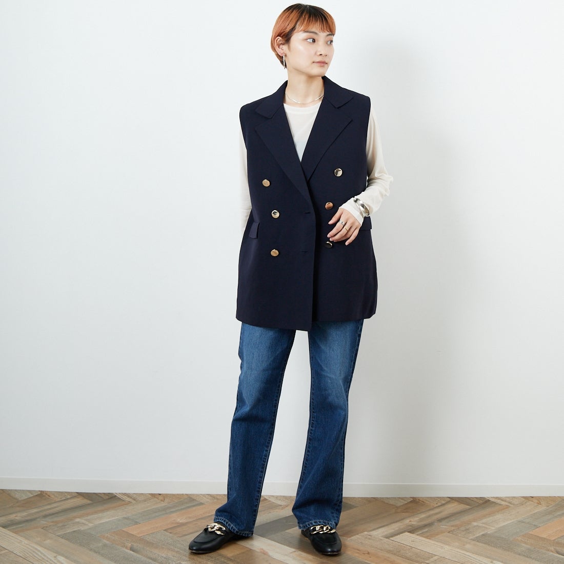 SOMETHING [サムシング] ELSA ヴィンテージストレートデニムパンツ [SEA13] 36 MID BLU &&モデル身長：160cm 着用サイズ：S&&