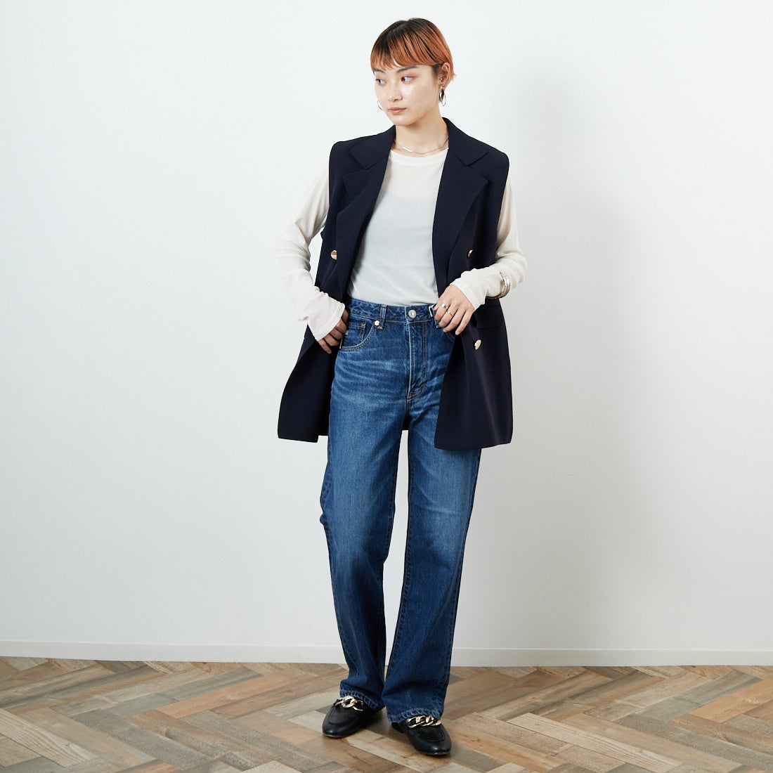 SOMETHING [サムシング] ELSA ヴィンテージストレートデニムパンツ [SEA13] 36 MID BLU &&モデル身長：160cm 着用サイズ：S&&