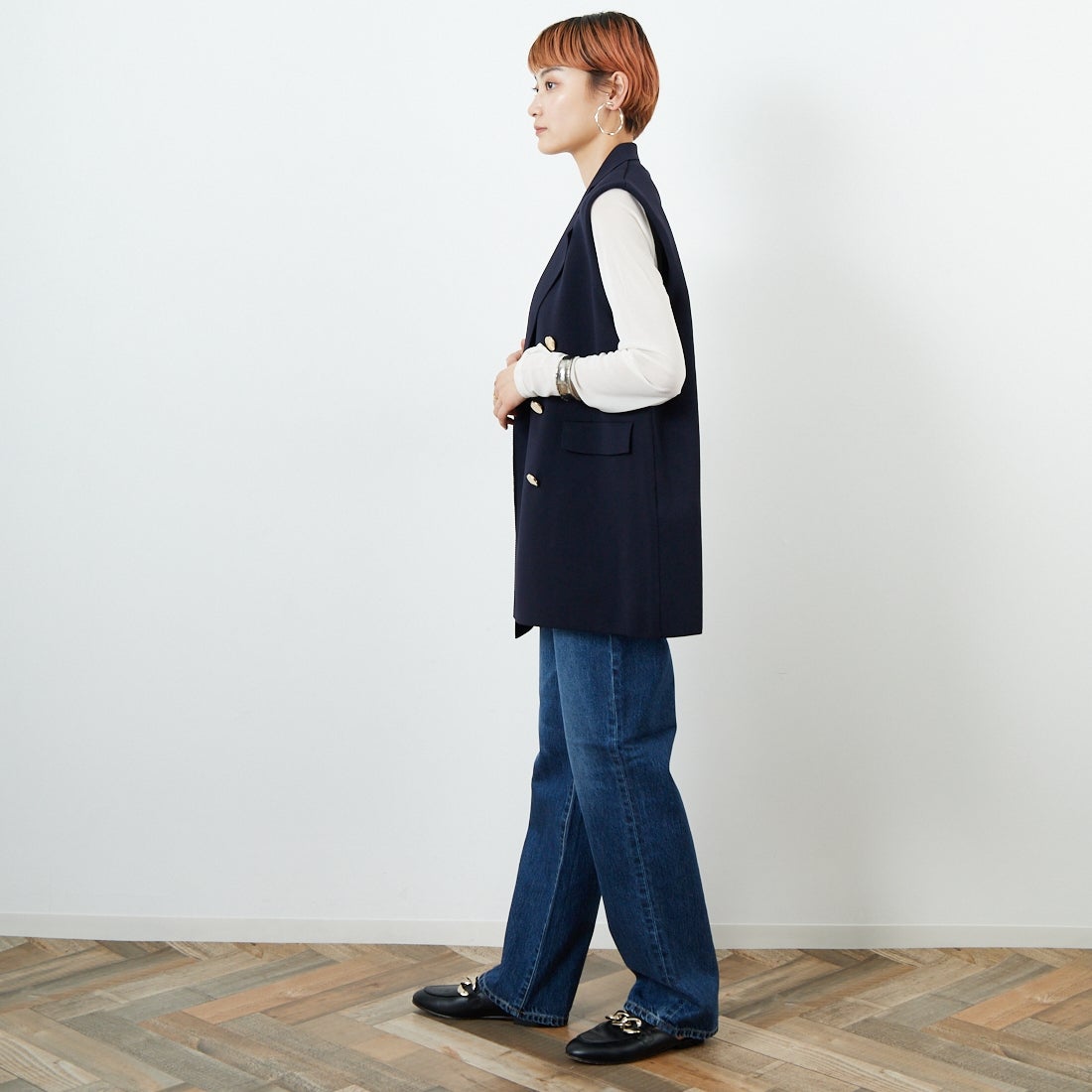 SOMETHING [サムシング] ELSA ヴィンテージストレートデニムパンツ [SEA13] 36 MID BLU &&モデル身長：160cm 着用サイズ：S&&