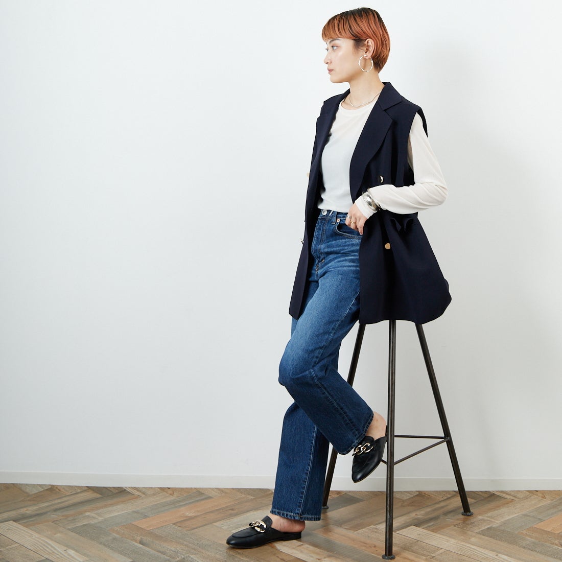 SOMETHING [サムシング] ELSA ヴィンテージストレートデニムパンツ [SEA13] 36 MID BLU &&モデル身長：160cm 着用サイズ：S&&