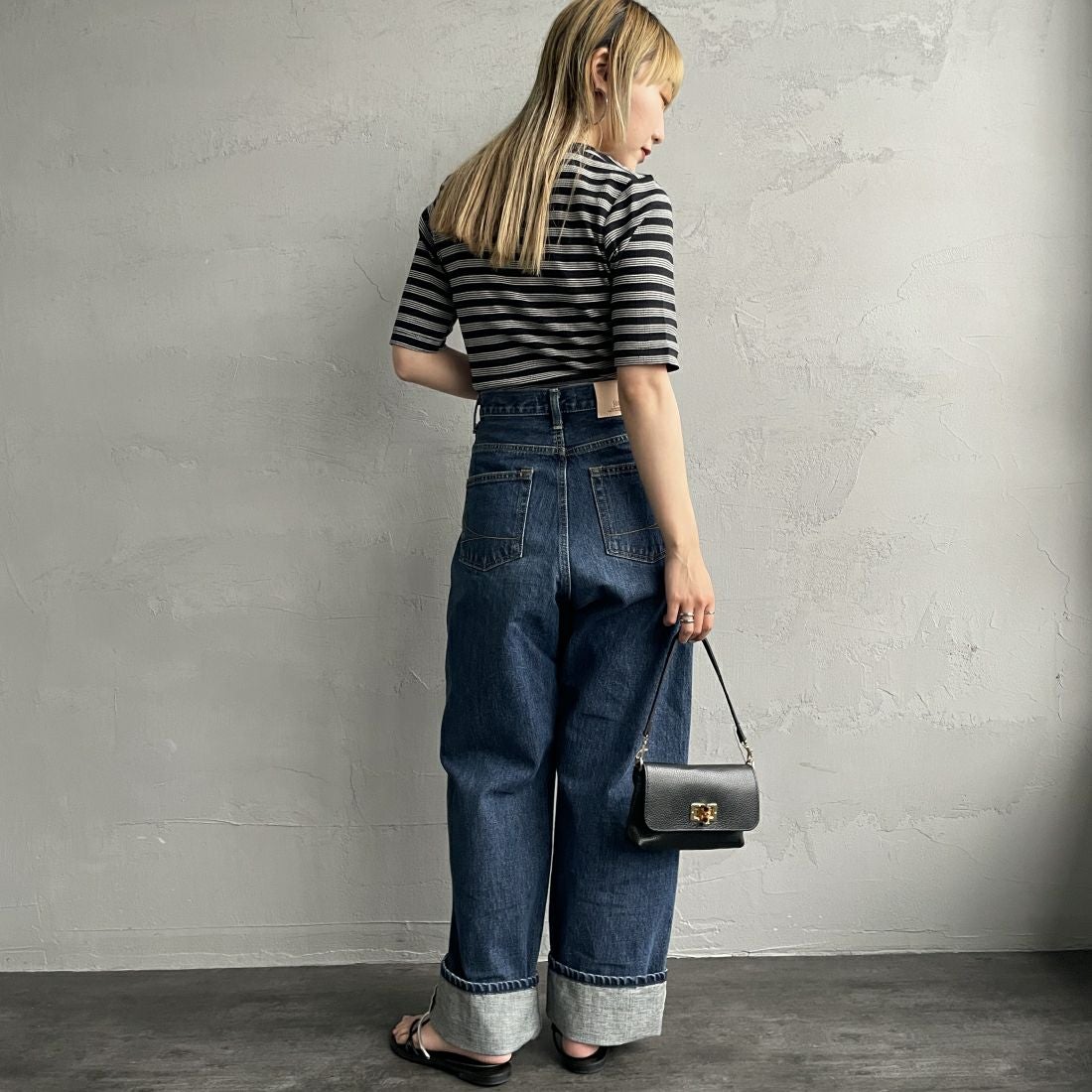 SOMETHING [サムシング] スーパーハイライズワイドストレートデニムパンツ [SA1000] 36 M.BLUE&&モデル身長：156cm　着用サイズ：S&&