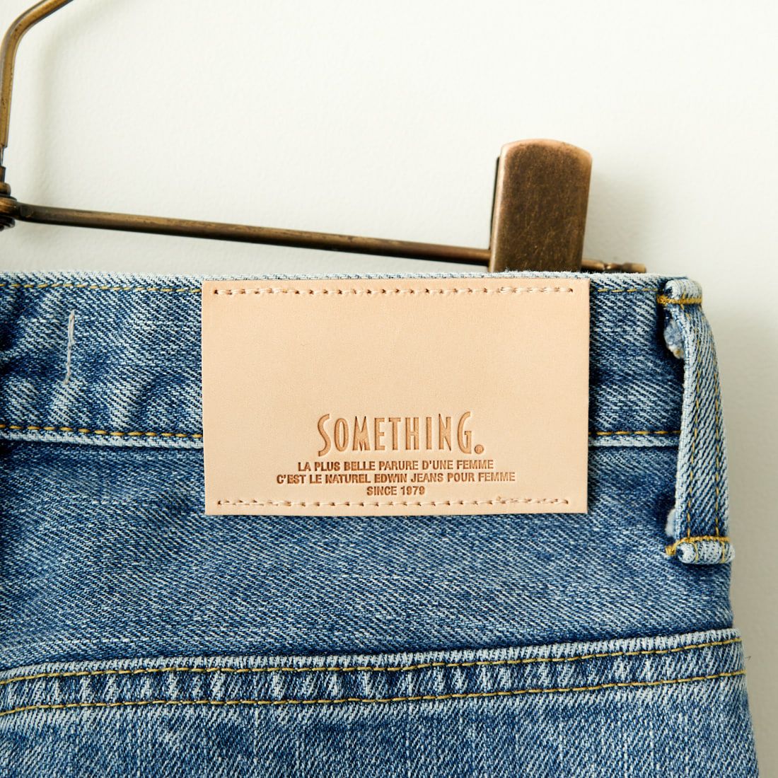 SOMETHING [サムシング] スーパーハイライズワイドストレートデニムパンツ [SA1000]66 L.USED