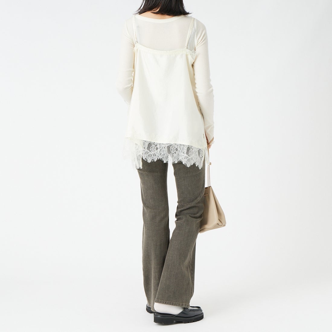 SOMETHING [サムシング] LISA フレアデニムパンツ [SKY31] 912 BROWN &&モデル身長：162cm 着用サイズ：26&&