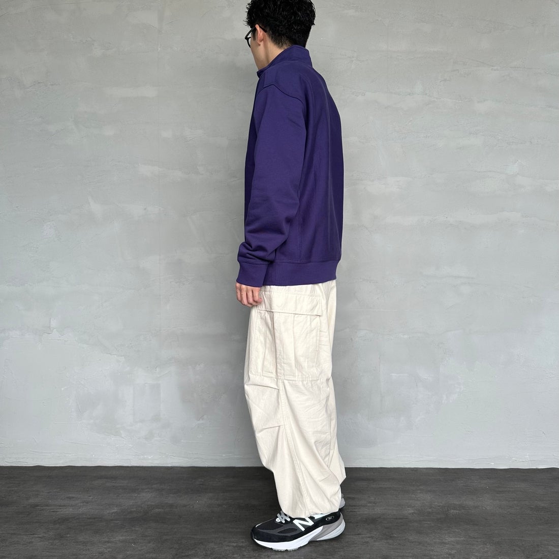 carhartt WIP [カーハートダブリューアイピー] ハーフジップアメリカンスクリプトスウェットシャツ [I027014] AURA &&モデル身長：168cm 着用サイズ：M&&