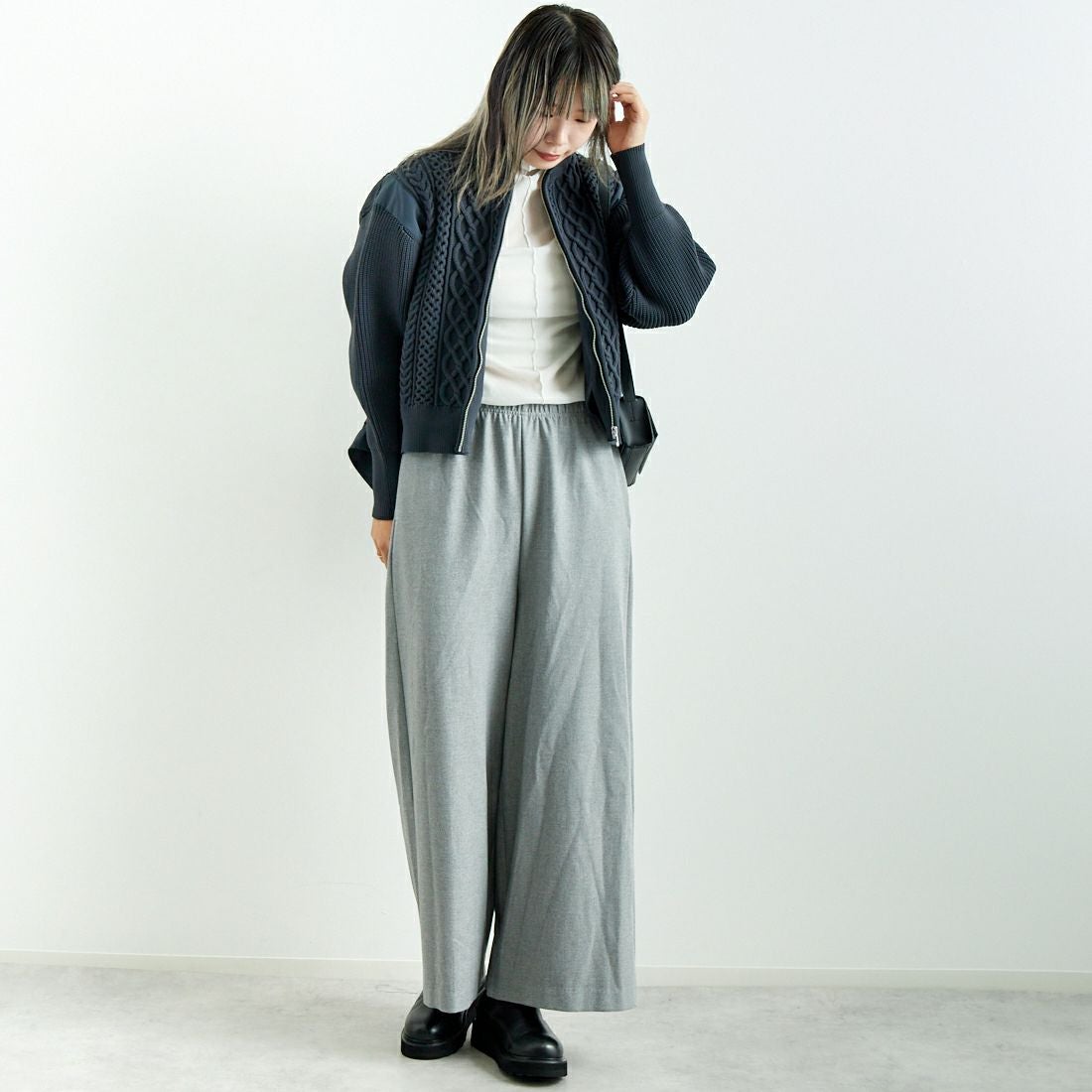 Jeans Factory Clothes [ジーンズファクトリークローズ] 2WAYストレッチウォームワイドパンツ [21243060] 001 Lｸﾞﾚｰ &&モデル身長：167cm 着用サイズ：F&&