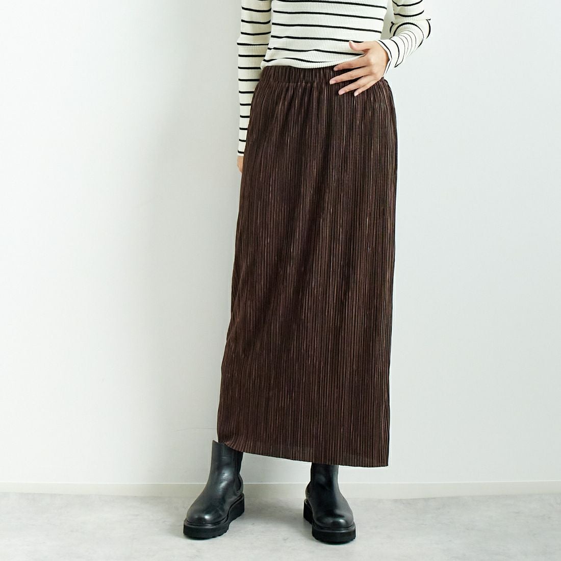 Jf Ready Made [ジェイエフレディメイド] プリーツタイトスカート [45286552] ﾌﾞﾗｳﾝ &&モデル身長：167cm 着用サイズ：2&&