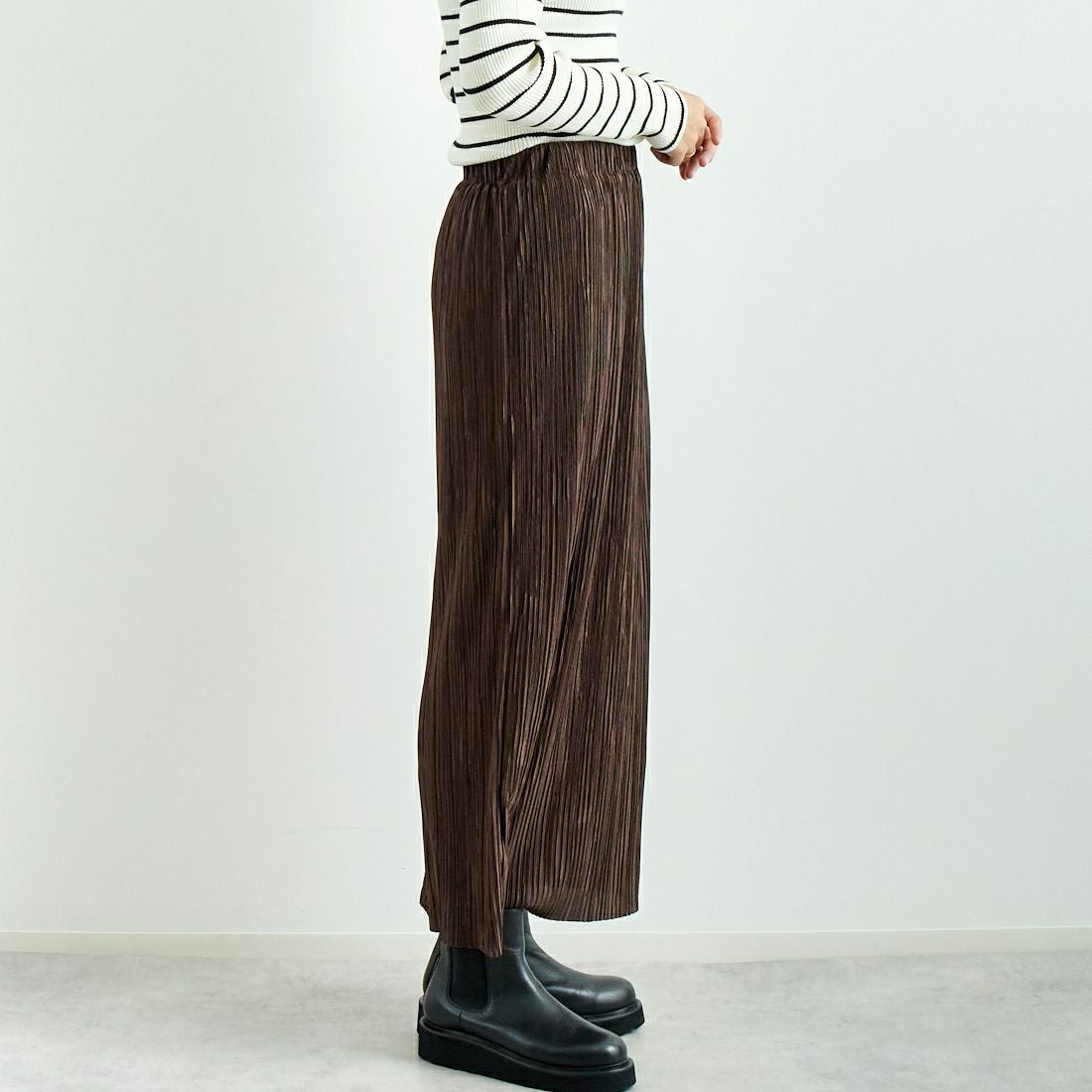 Jf Ready Made [ジェイエフレディメイド] プリーツタイトスカート [45286552] ﾌﾞﾗｳﾝ &&モデル身長：167cm 着用サイズ：2&&