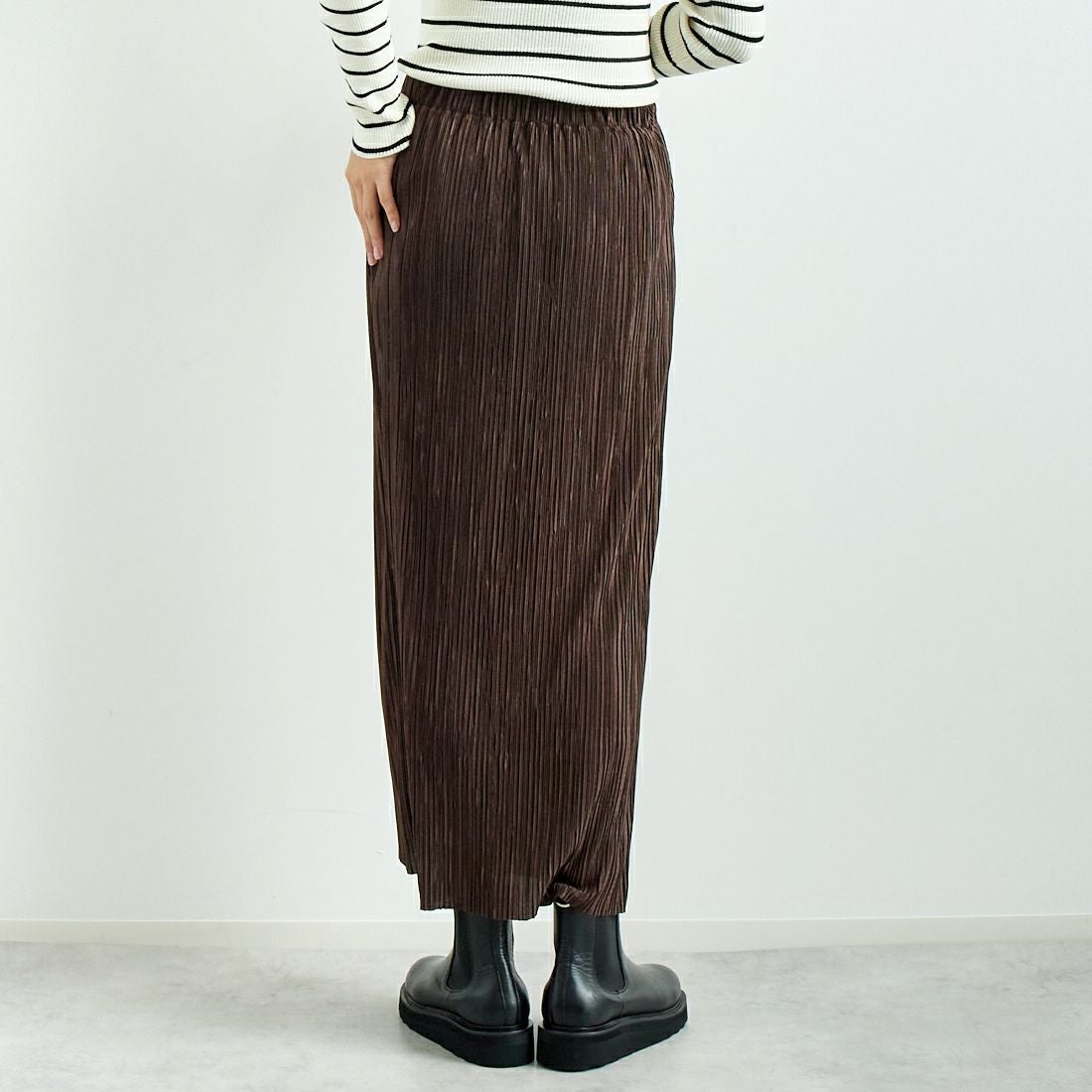 Jf Ready Made [ジェイエフレディメイド] プリーツタイトスカート [45286552] ﾌﾞﾗｳﾝ &&モデル身長：167cm 着用サイズ：2&&