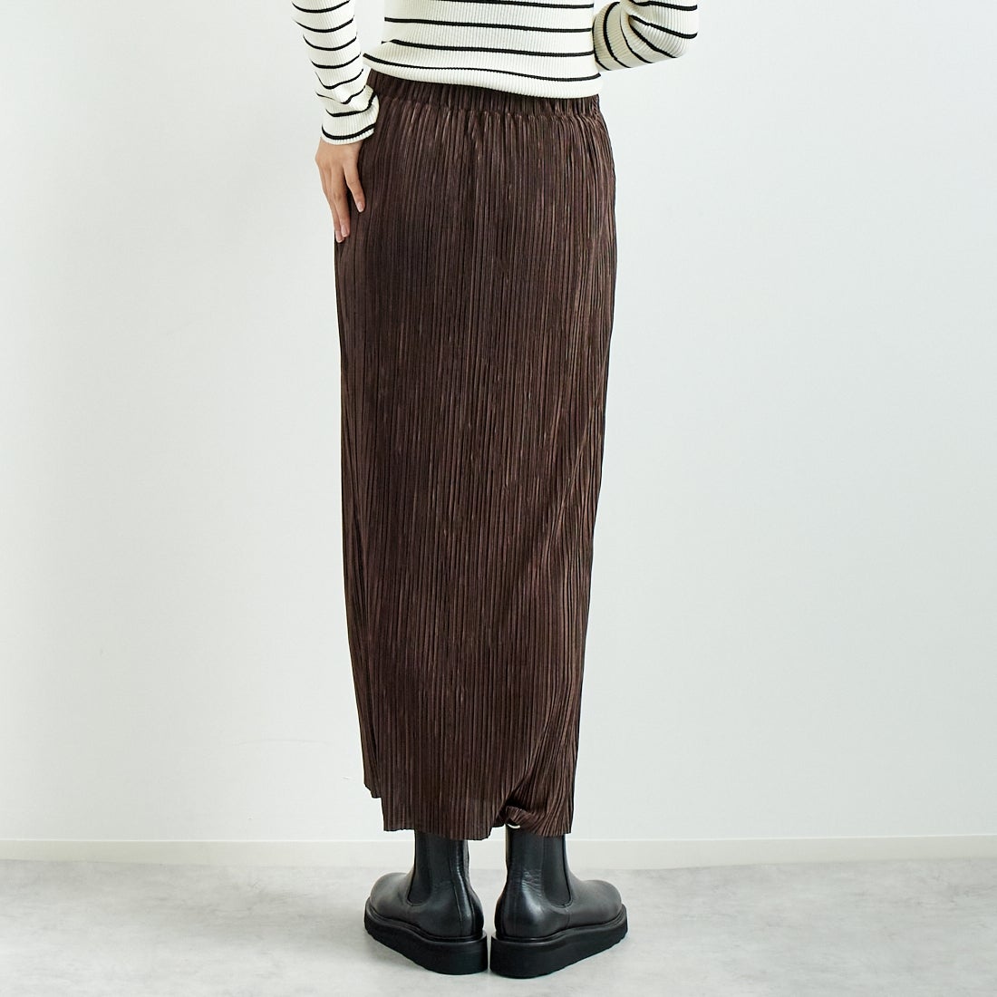 Jf Ready Made [ジェイエフレディメイド] プリーツタイトスカート [45286552] ﾌﾞﾗｳﾝ &&モデル身長：167cm 着用サイズ：2&&