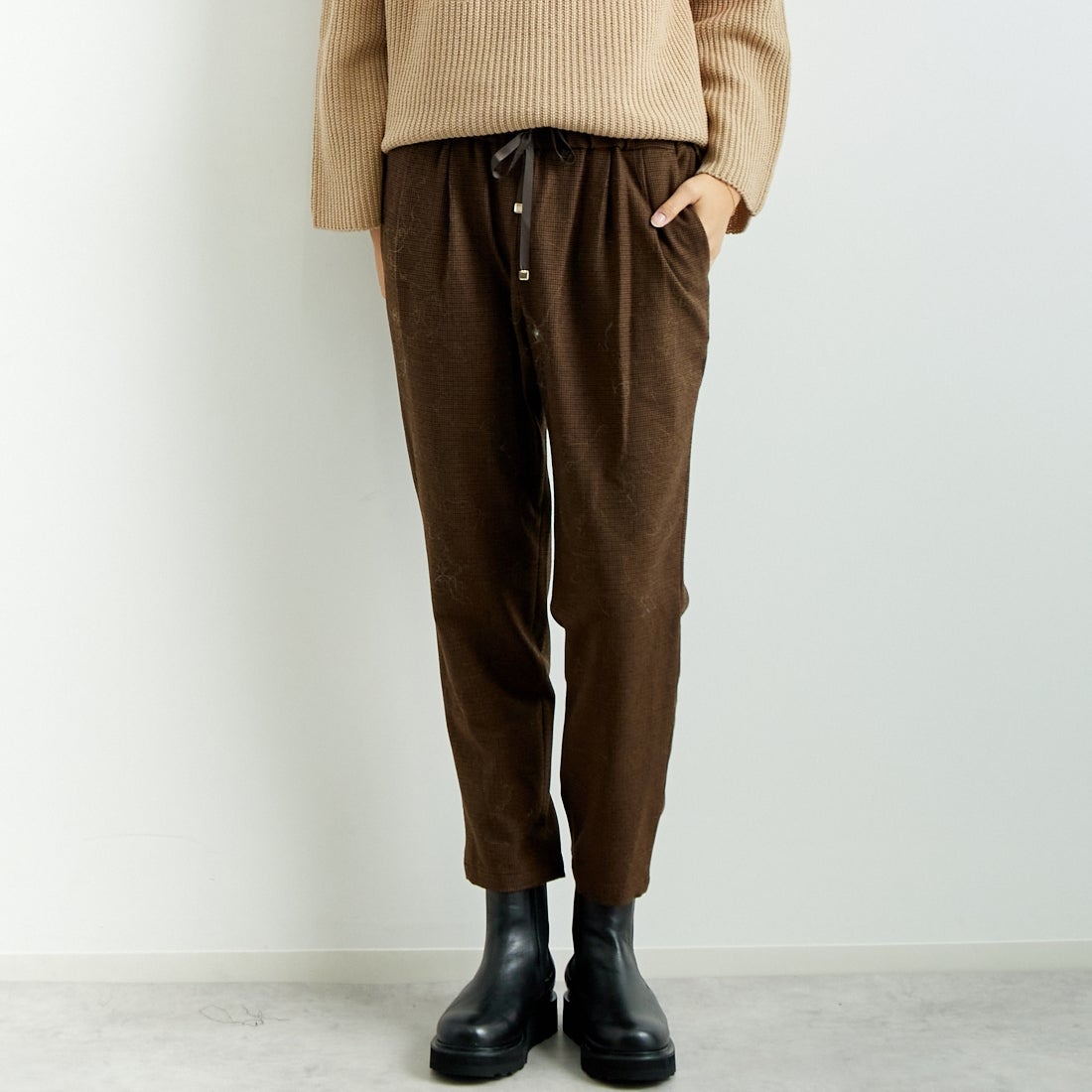 Jeans Factory Clothes [ジーンズファクトリークローズ] コスミカルウォームテーパードパンツ [21243059-1] 036 ﾌﾞﾗｳﾝ &&モデル身長：167cm 着用サイズ：40&&