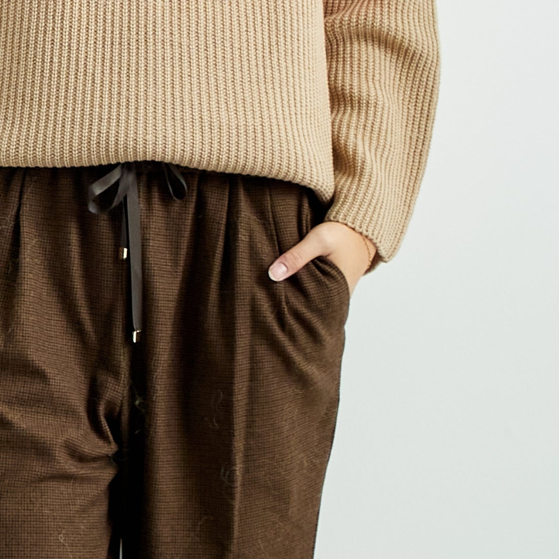 Jeans Factory Clothes [ジーンズファクトリークローズ] コスミカルウォームテーパードパンツ [21243059-1] 036 ﾌﾞﾗｳﾝ &&モデル身長：167cm 着用サイズ：40&&