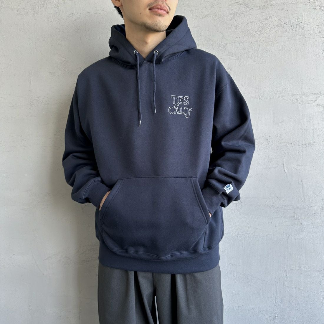 60 NAVY&&モデル身長：168cm 着用サイズ：M&&