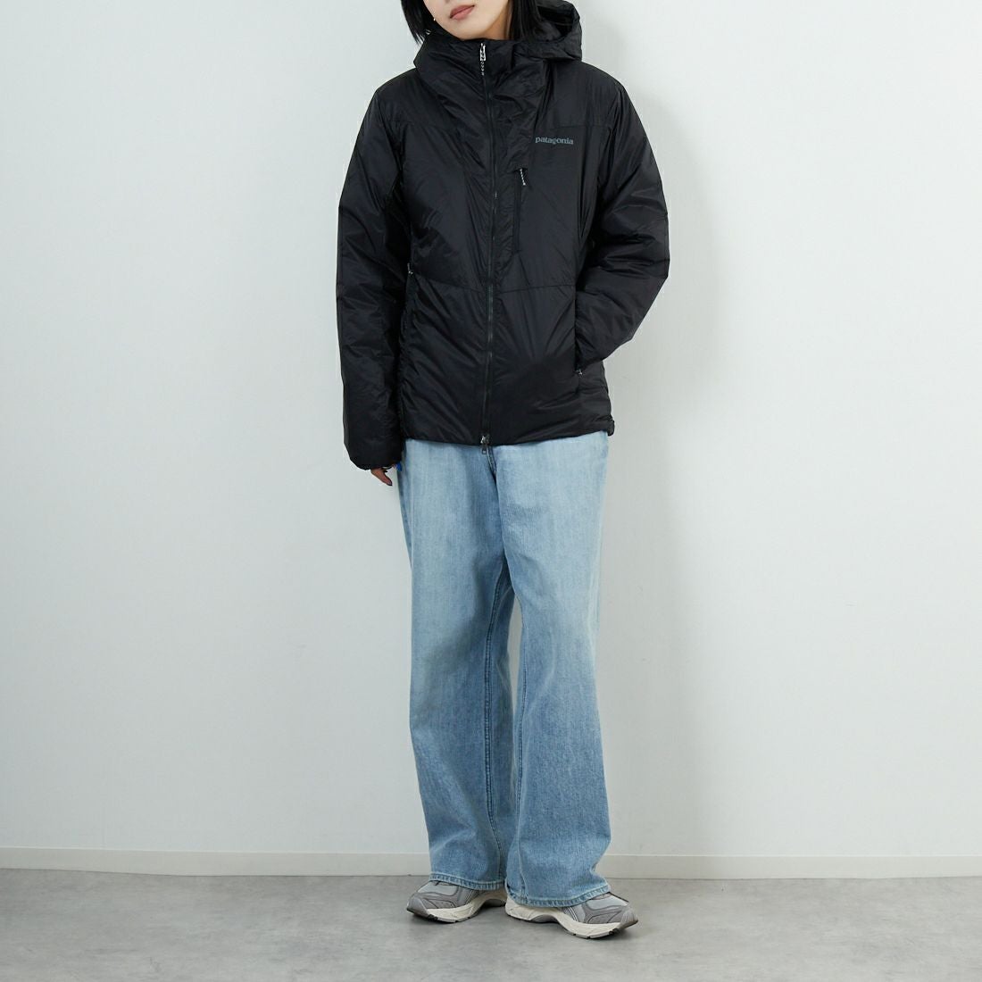 patagonia [パタゴニア] メンズ DASライトフーディ [85301] BLK &&モデル身長：167cm 着用サイズ：XS&&