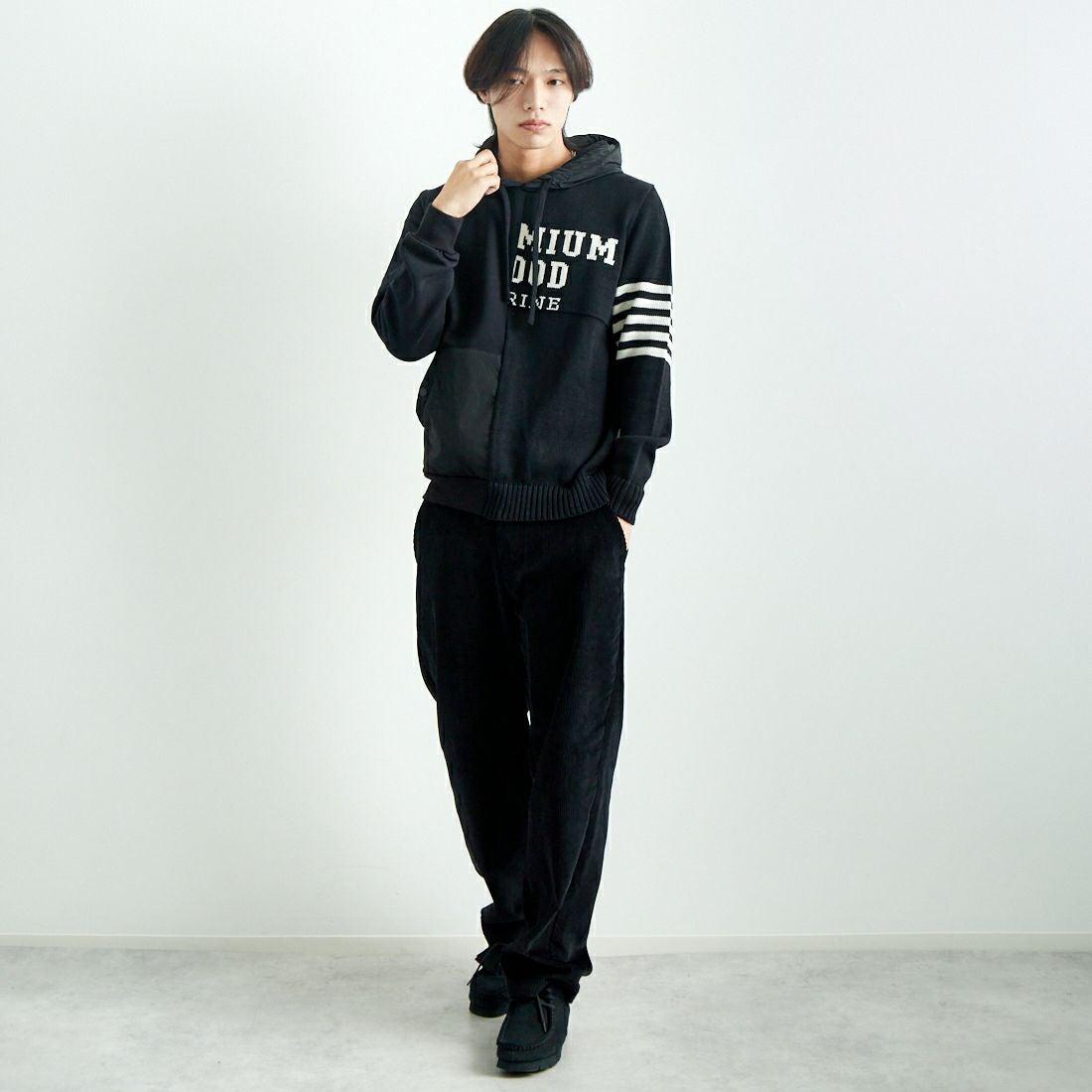 P.M.D.S. [ピーエムディーエス] 切り替えパーカー [RAISAMGA435] BLACK &&モデル身長：179cm 着用サイズ：L&&