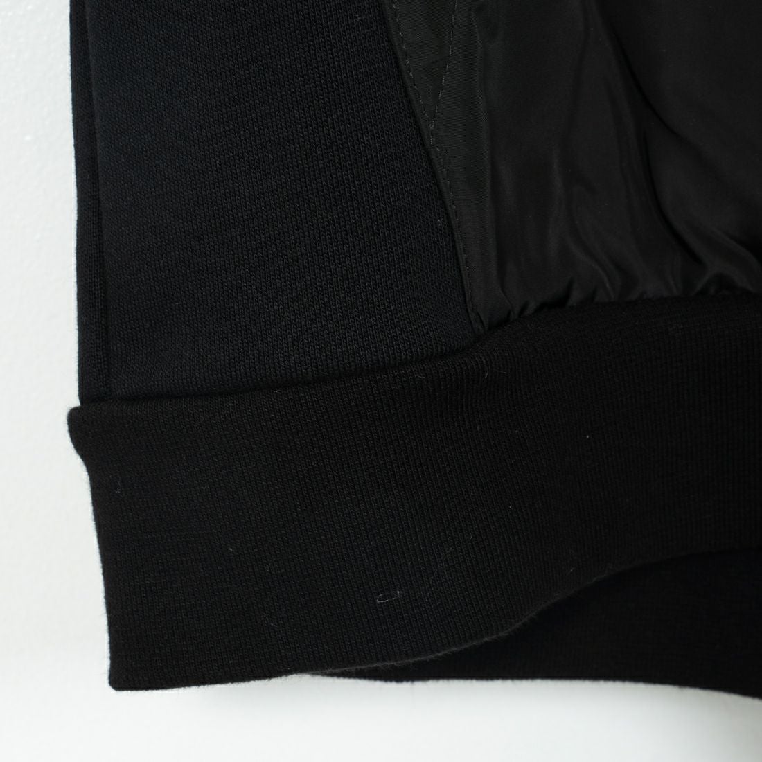 P.M.D.S. [ピーエムディーエス] 切り替えパーカー [RAISAMGA435] BLACK