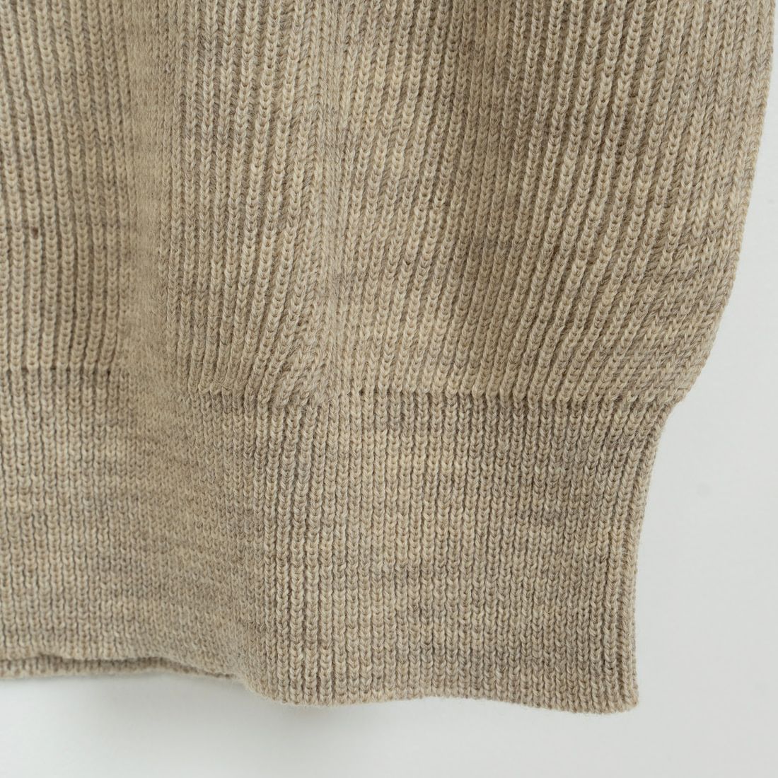 Vincent-Mireille ベージュ ケーブルニットセーター Vincent et Mireille [ヴァンソン エ ミレイユ] クルーネックセーター