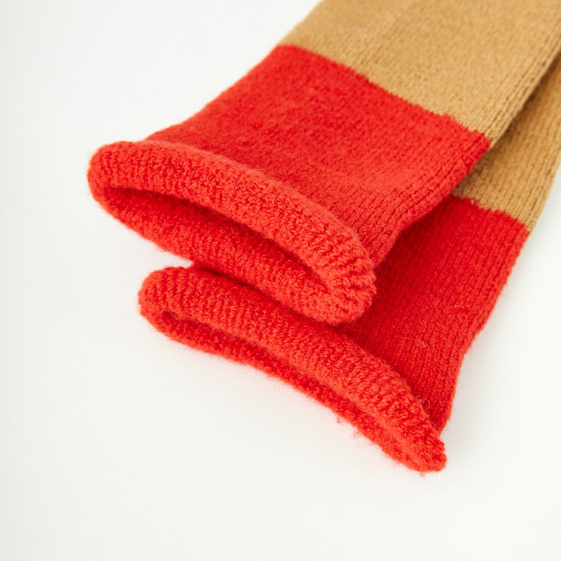 ROTOTO [ロトト] チャンキーパイルブーツソックス [R1572] RED/CAMEL