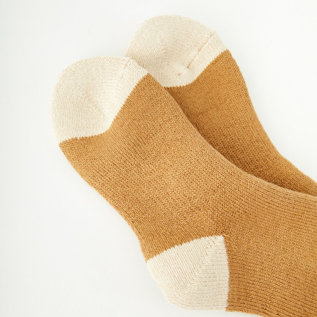 ROTOTO [ロトト] チャンキーパイルブーツソックス [R1572] RED/CAMEL