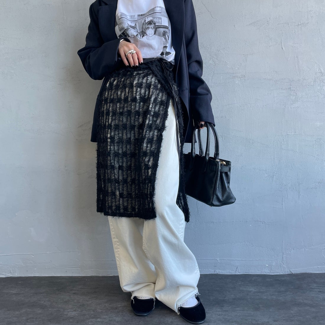 09 BLACK&&モデル身長：150cm 着用サイズ：F&&